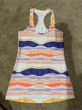 Lululemon tank